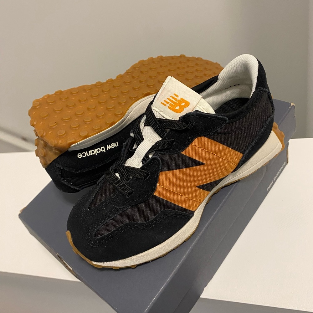 NEW BALANCE 327 | size 10c | BRAND NEW